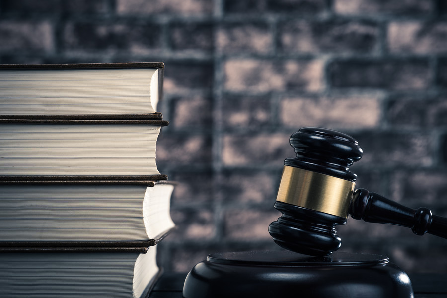 上海刑事律师解析：被刑事拘留后家属如何申请会见？