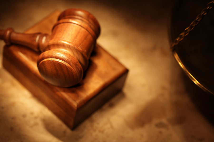 上海诈骗罪辩护律师视角：诈骗者死亡后钱财能否追回来