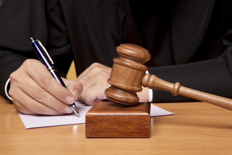 上海刑事案件律师解析：窝藏与包庇犯罪的区别