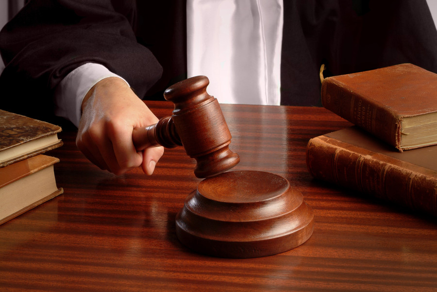 上海刑事诉讼律师视角下检察院决定起诉的通知问题探讨