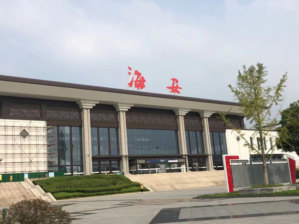 上海刑事律师团队告诉您故意撞击他人车辆勒索钱财的行为如何定罪